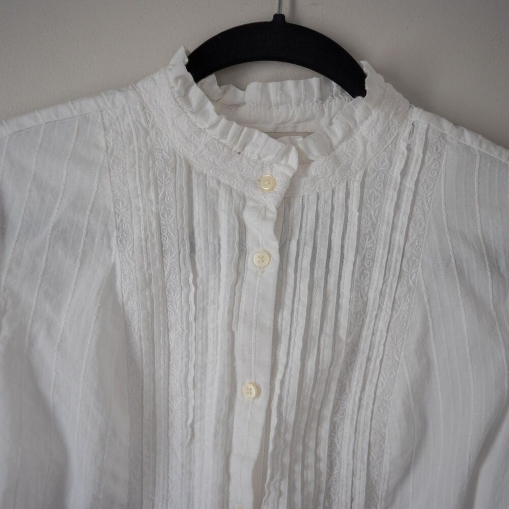 White Button Down High Collar Coquette Regency Cottage Dressy Women's Top - Picture 6 of 9